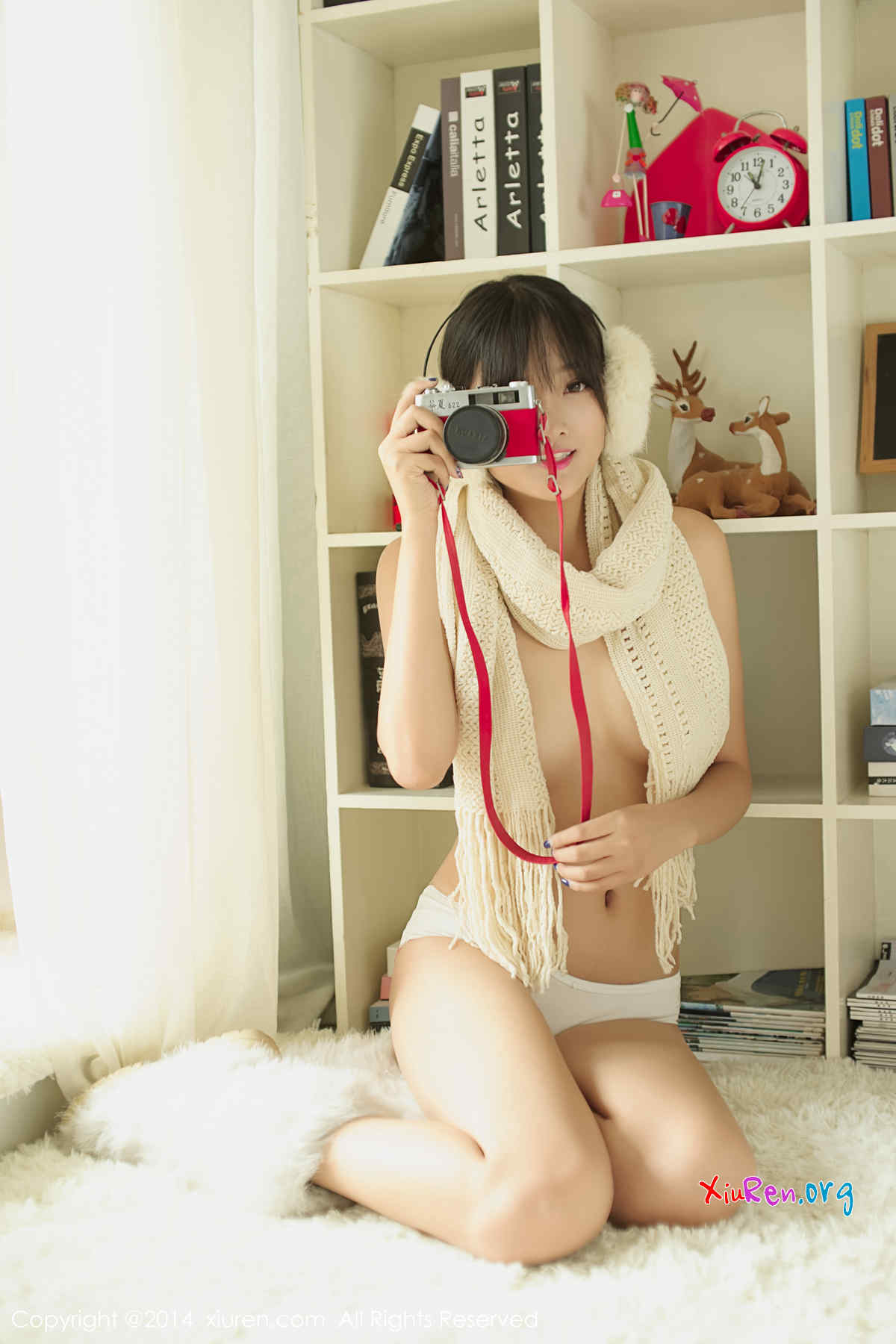 [秀人网XiuRen] N00217 骨感苗条美少女靜顏寧全裸真空致命喷血私房 50P